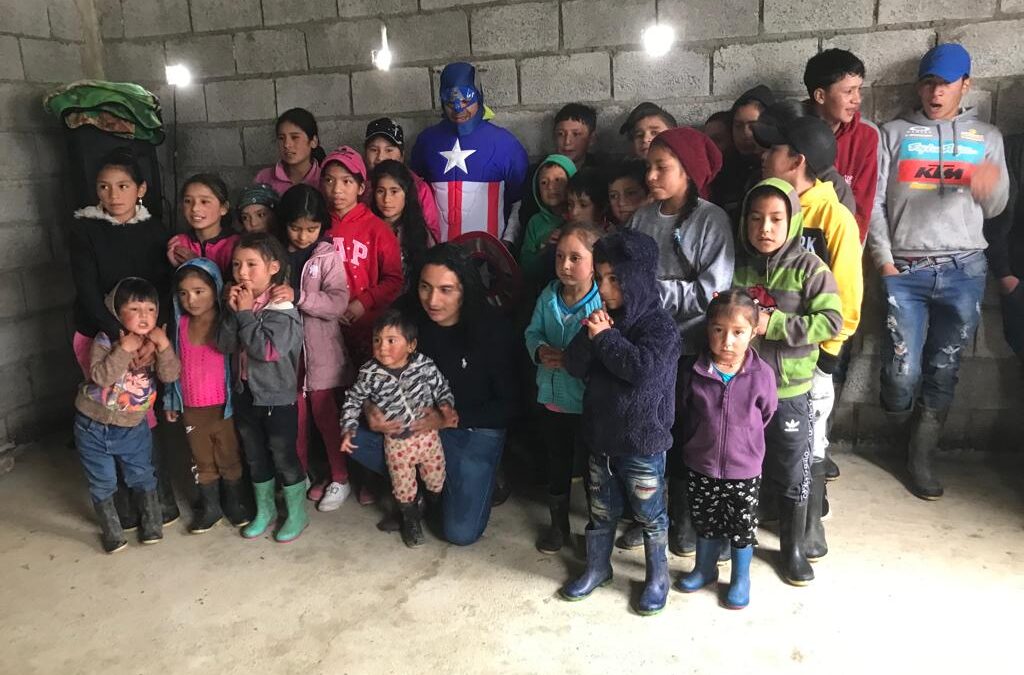 AGASAJO NAVIDEÑO EN LA MACARENA